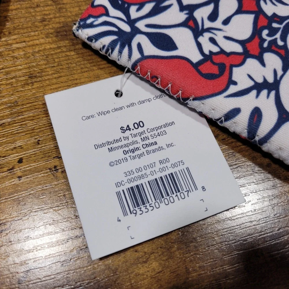 Lot of 2 Vineyard Vines Drink Sleeve Hibiscus Whale Target Collab NWT